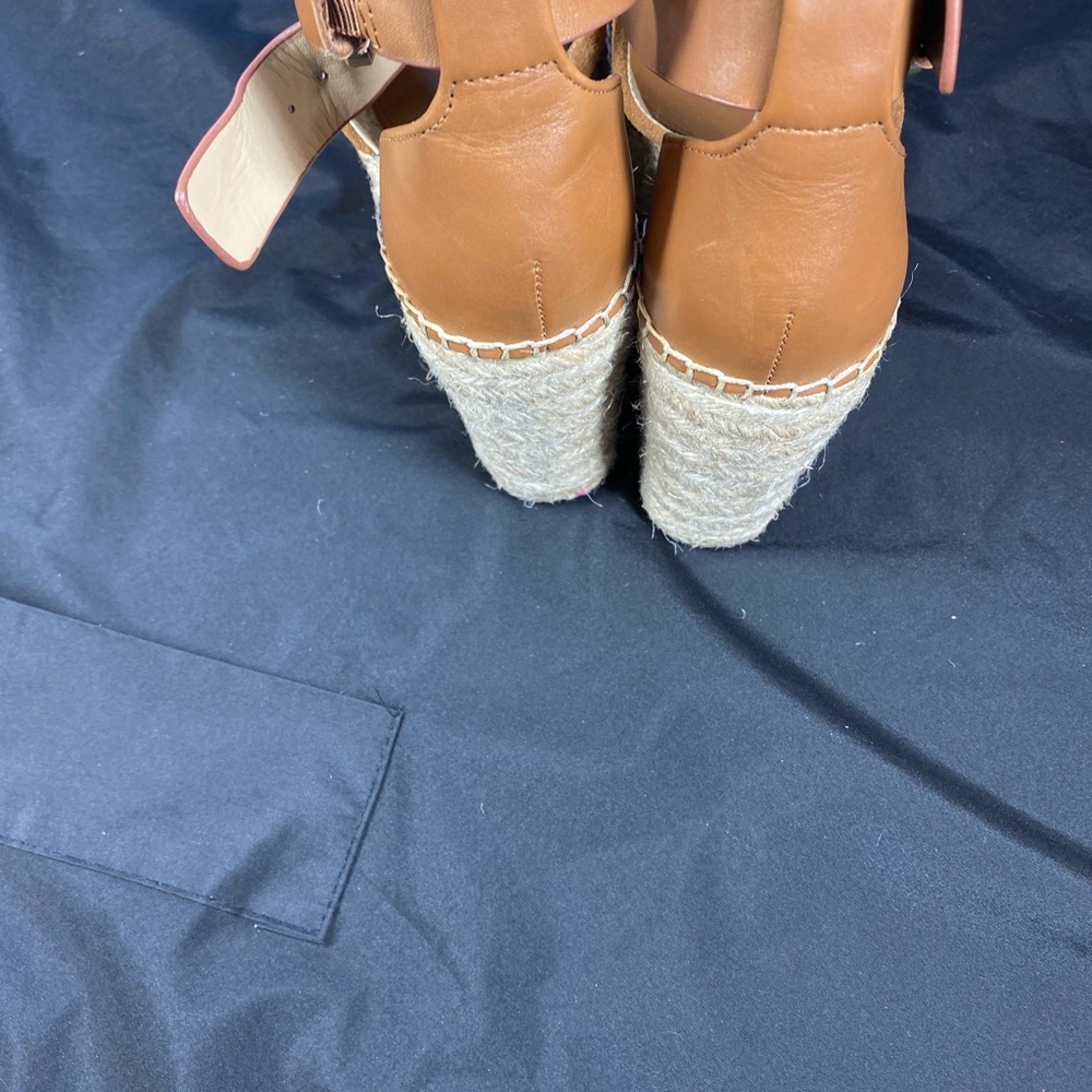 Marc Fisher Size 6 Camel Color - image 8